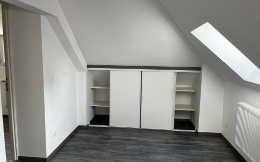APPARTEMENT T2 – 2ème ETAGE BRAZEY EN PLAINE