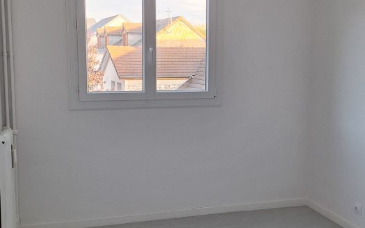 APPARTEMENT T3 – 2ème Etage ASCENSEUR