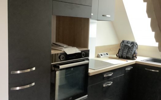 JOLI APPARTEMENT ATYPIQUE T2 – 2ème ETAGE
