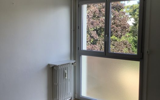 Agréable T3- 3ème ETAGE ST JEAN DE LOSNE